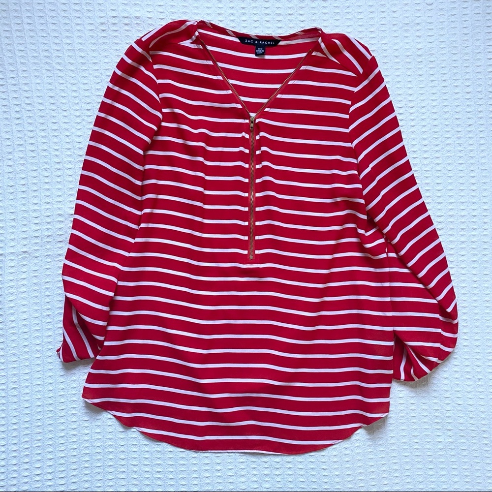 Zac & Rachel red and white striped zip front top size Medium